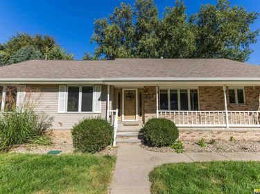 808 Arbor Drive, Nebraska City, NE 68410