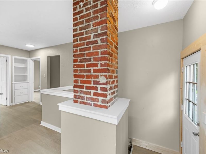 137 E Rosewood Avenue, Akron, OH 44301 Photo 9