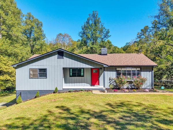 6200 GOODVIEW RD, Goodview, VA 24095