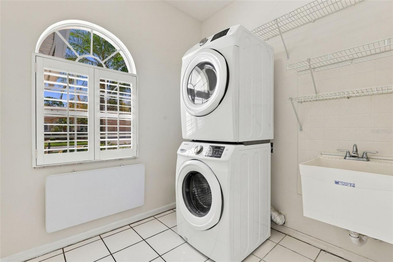 4304 Balmoral Way, Sarasota, FL 34238 Photo