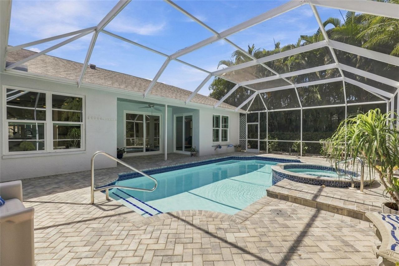 4304 Balmoral Way, Sarasota, FL 34238 Photo