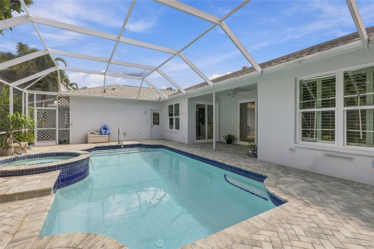 4304 Balmoral Way, Sarasota, FL 34238 Photo