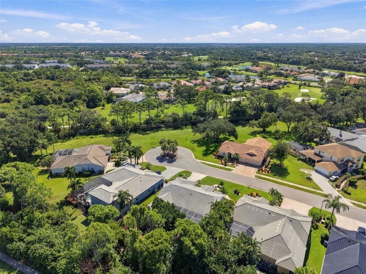 4304 Balmoral Way, Sarasota, FL 34238 Photo
