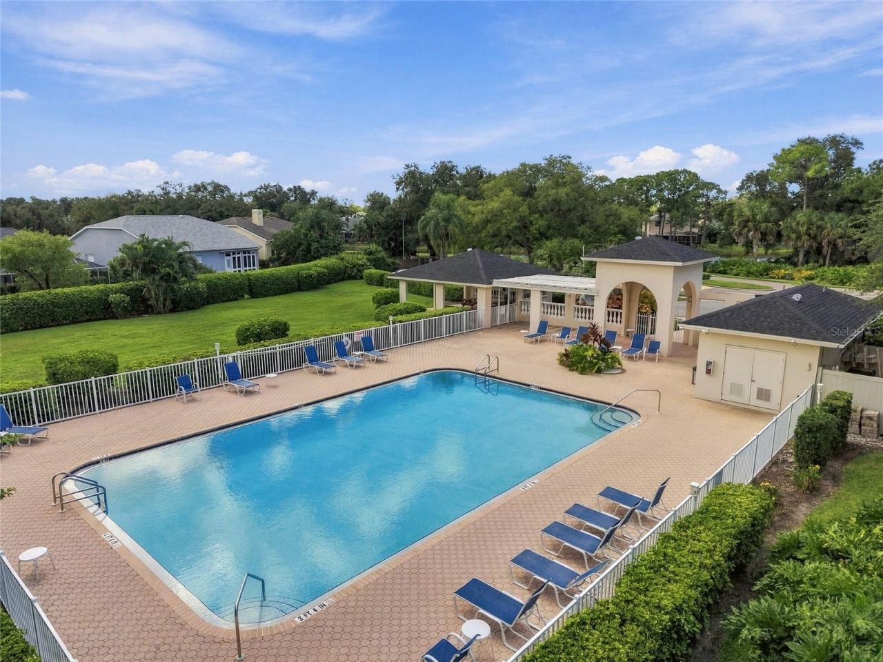 4304 Balmoral Way, Sarasota, FL 34238 Photo