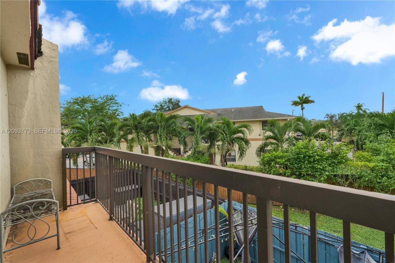 6420 SW 129th Pl , Unit 202, Miami, FL 33183 Photo
