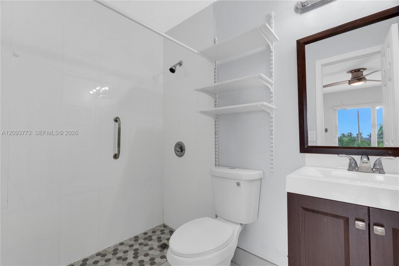 6420 SW 129th Pl , Unit 202, Miami, FL 33183 Photo