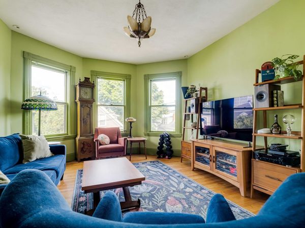 32 Essex St, Cambridge, MA 02139