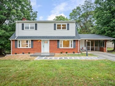 126 Walton Drive, Lynchburg, VA 24502