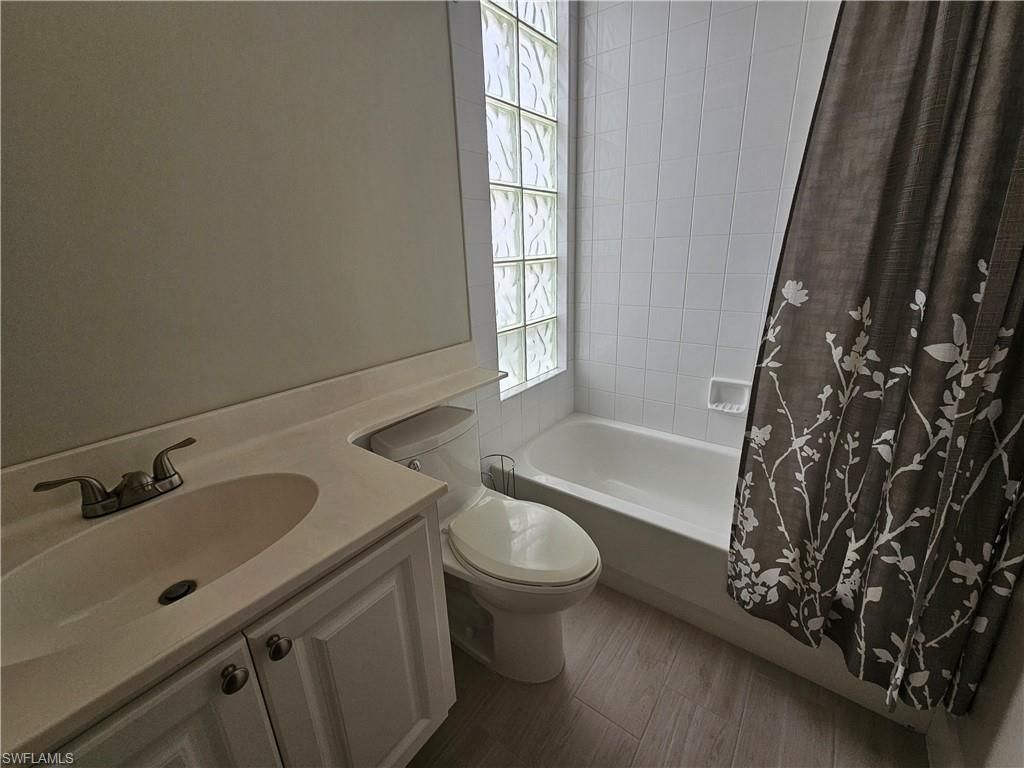 4256 Montalvo Ct, Naples, FL 34109 Photo