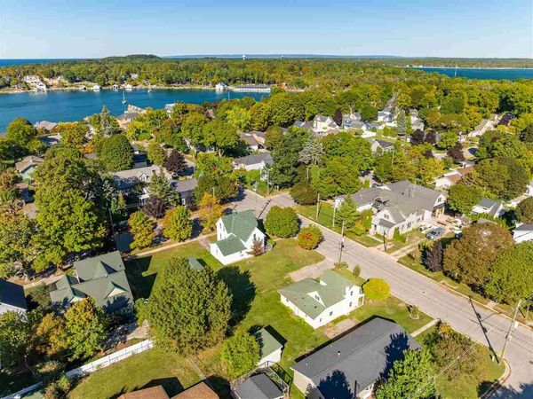 305 May Street, Charlevoix, MI 49720