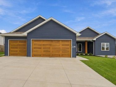 500 HOPE Avenue, UNDERWOOD, IA 51576