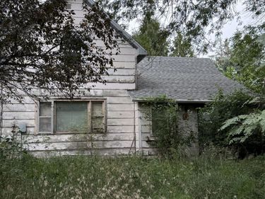 2441 HAZEL Road, DEFIANCE, IA 51527