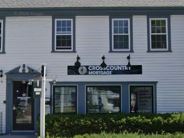 49 Main St, Unit 3, Topsfield, MA 01983