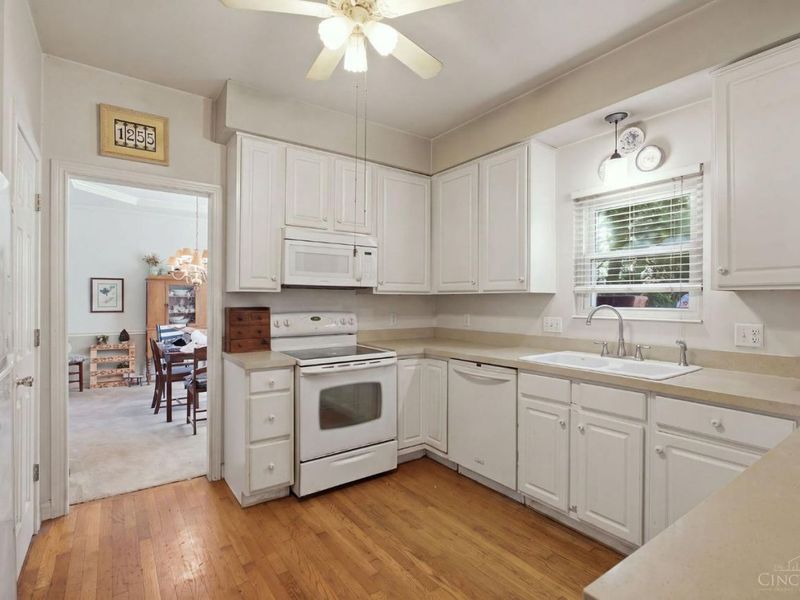 1255 Rosetree Drive, Miami Township, OH 45150 Photo 18