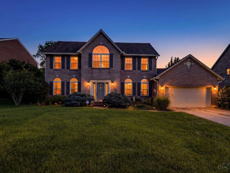 1255 Rosetree Drive, Miami Township, OH 45150 Photo 2