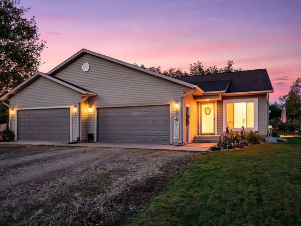 162 3rd Street , Glenwood City, WI 54013