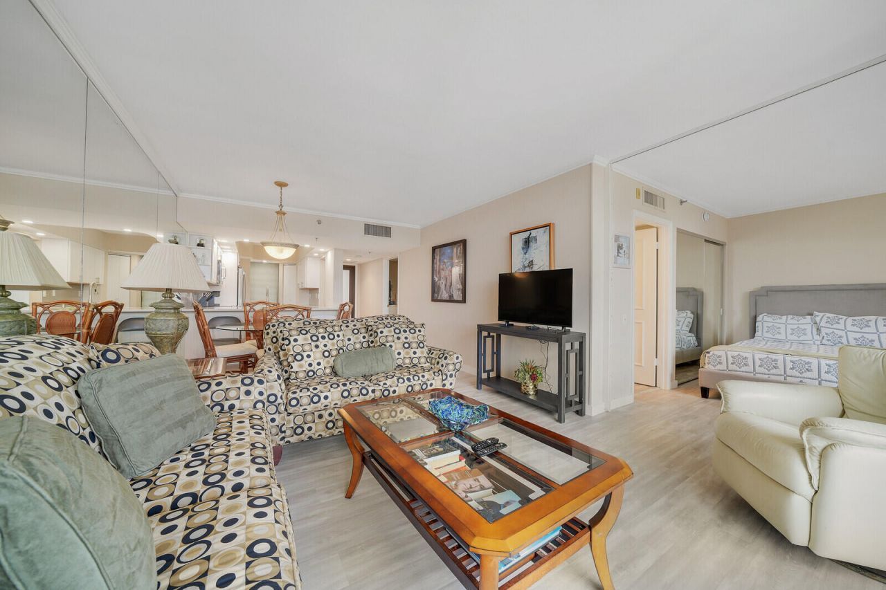 2707 N Ocean Boulevard, Unit D-406, Boca Raton, FL 33431 Photo