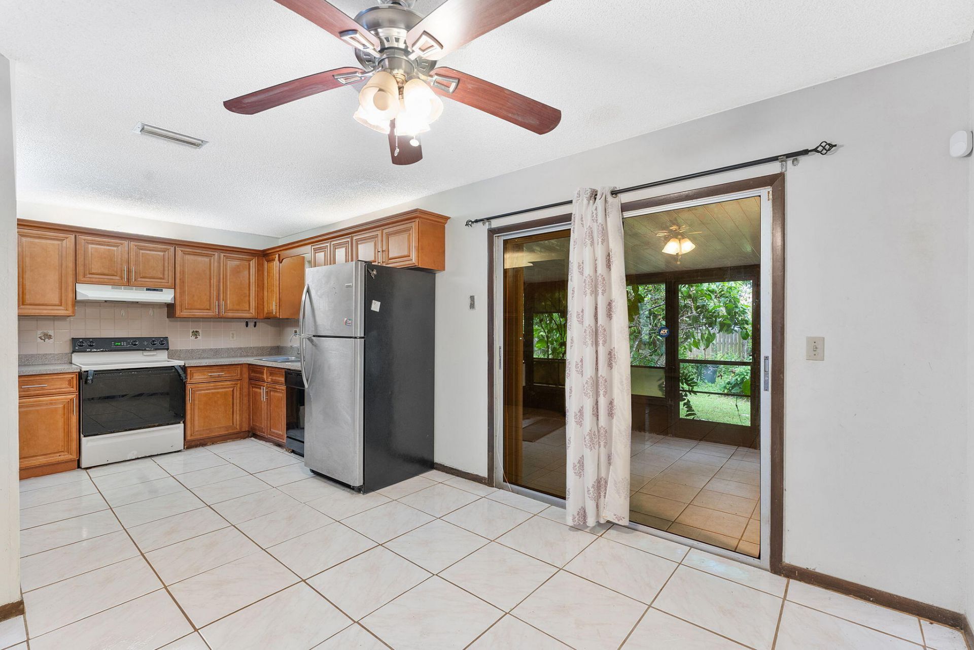 629 SW Ray Avenue, Port Saint Lucie, FL 34983 Photo