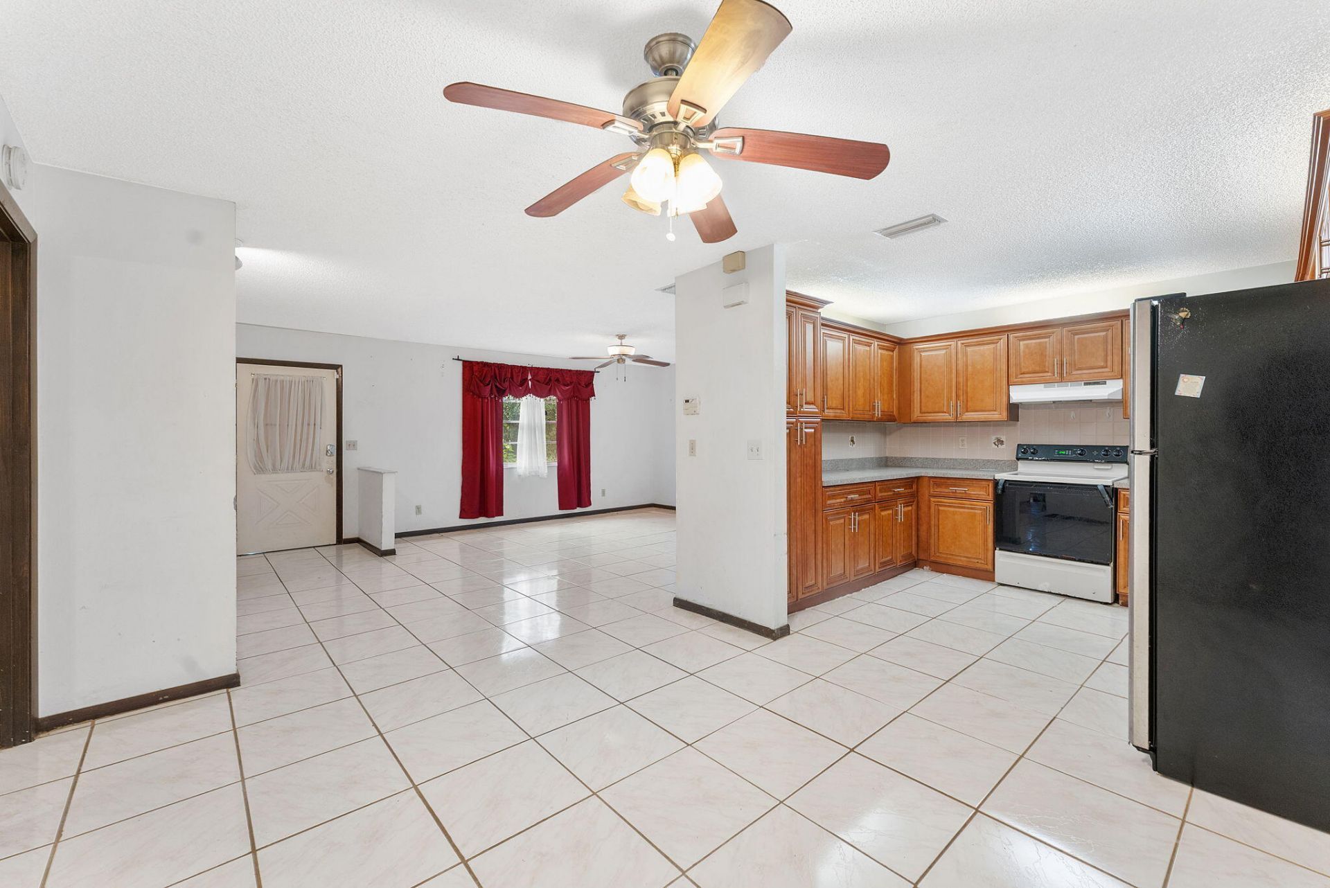 629 SW Ray Avenue, Port Saint Lucie, FL 34983 Photo