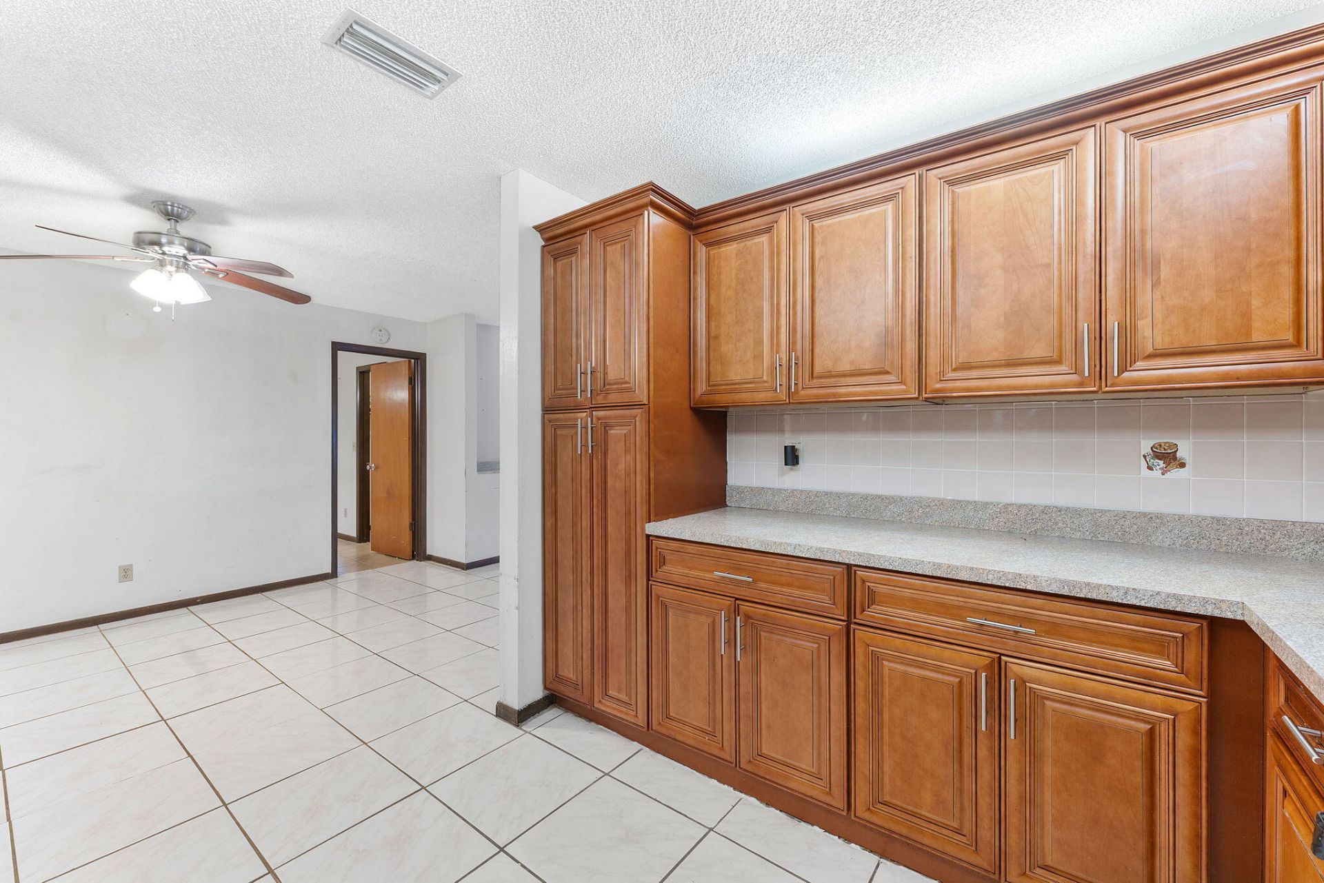 629 SW Ray Avenue, Port Saint Lucie, FL 34983 Photo