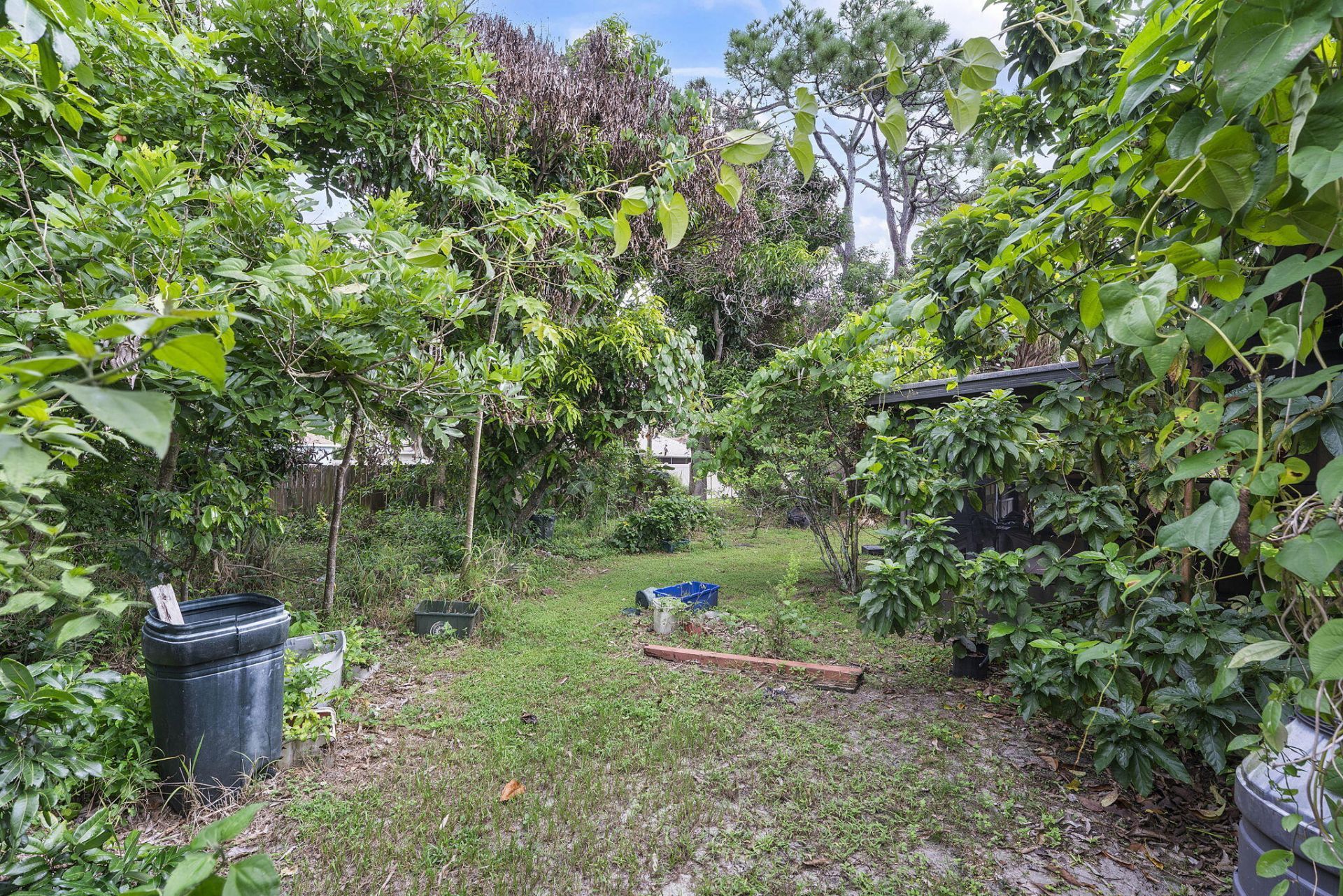 629 SW Ray Avenue, Port Saint Lucie, FL 34983 Photo