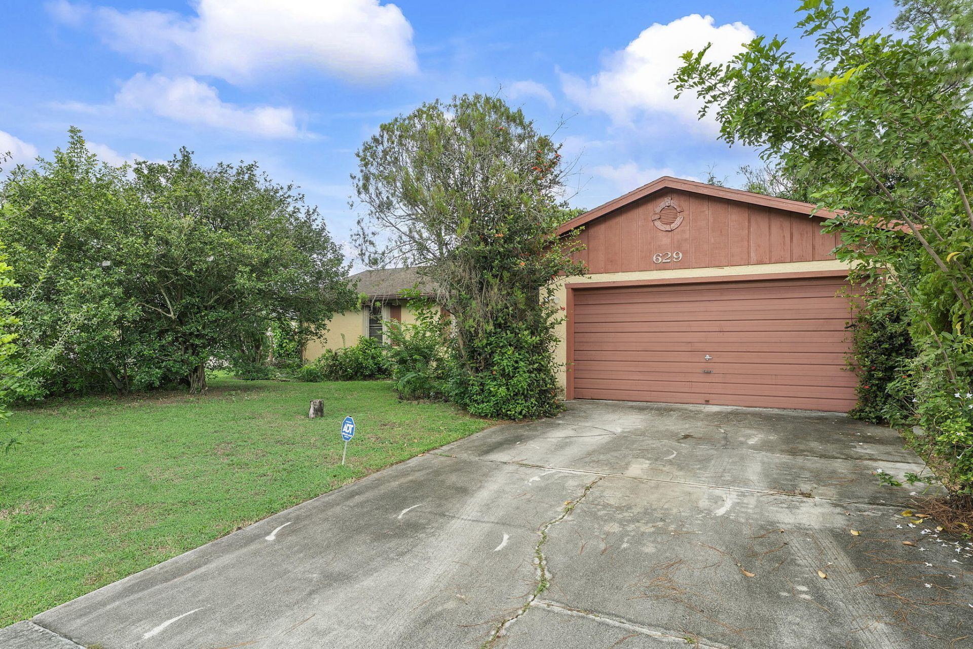 629 SW Ray Avenue, Port Saint Lucie, FL 34983 Photo