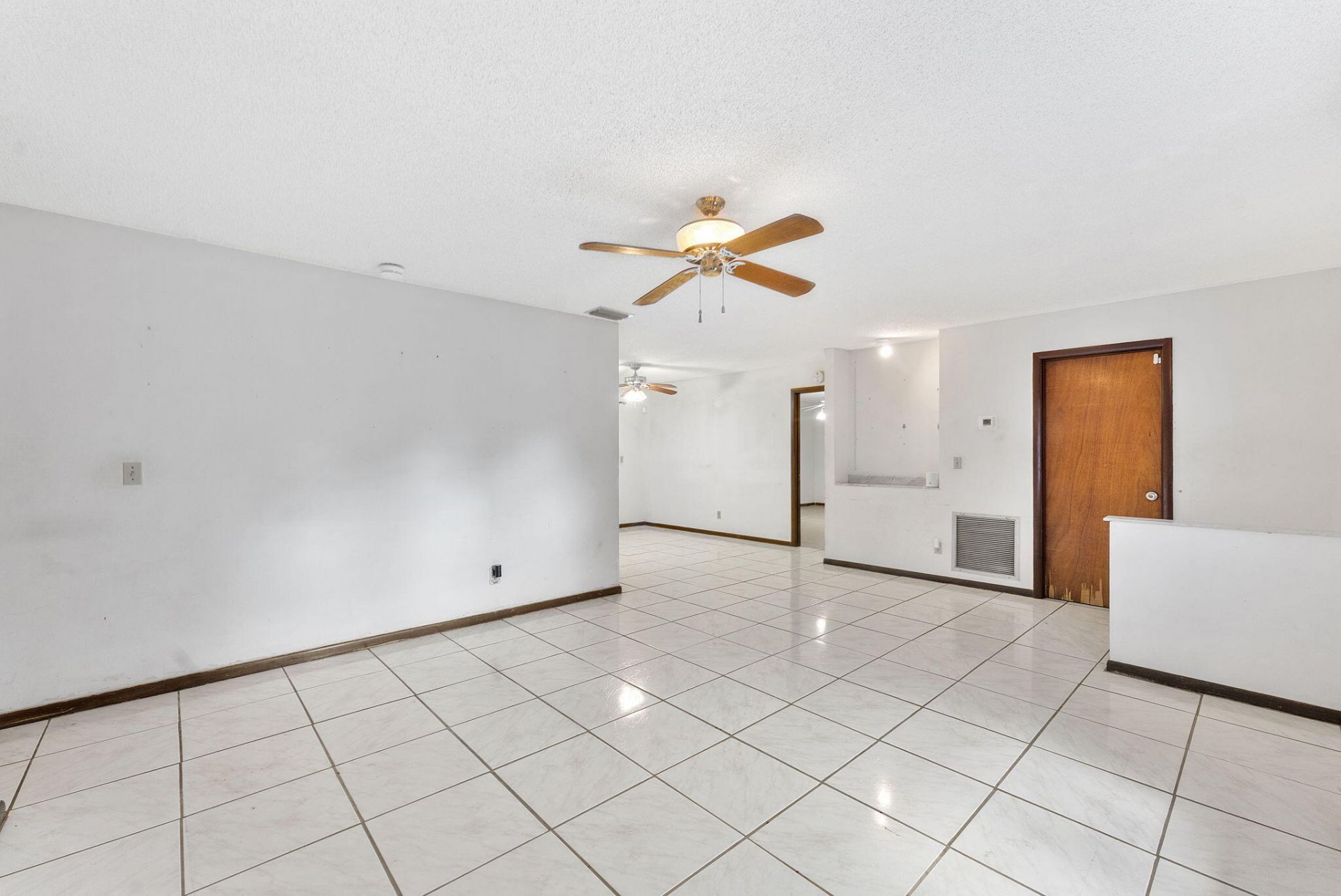 629 SW Ray Avenue, Port Saint Lucie, FL 34983 Photo