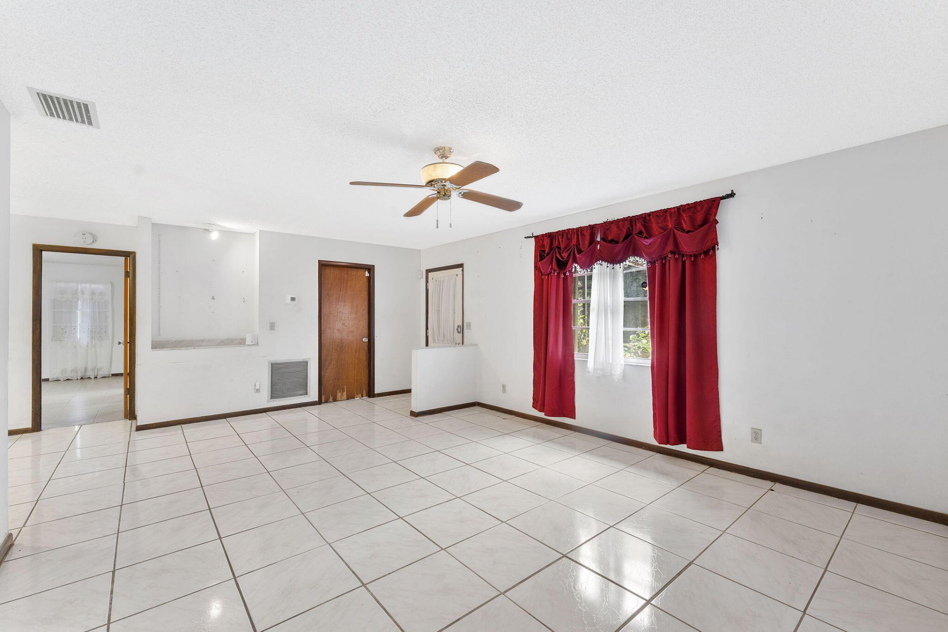 629 SW Ray Avenue, Port Saint Lucie, FL 34983 Photo