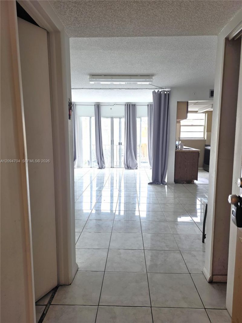 9300 W Flagler St, Unit 214C, Miami, FL 33174 Photo