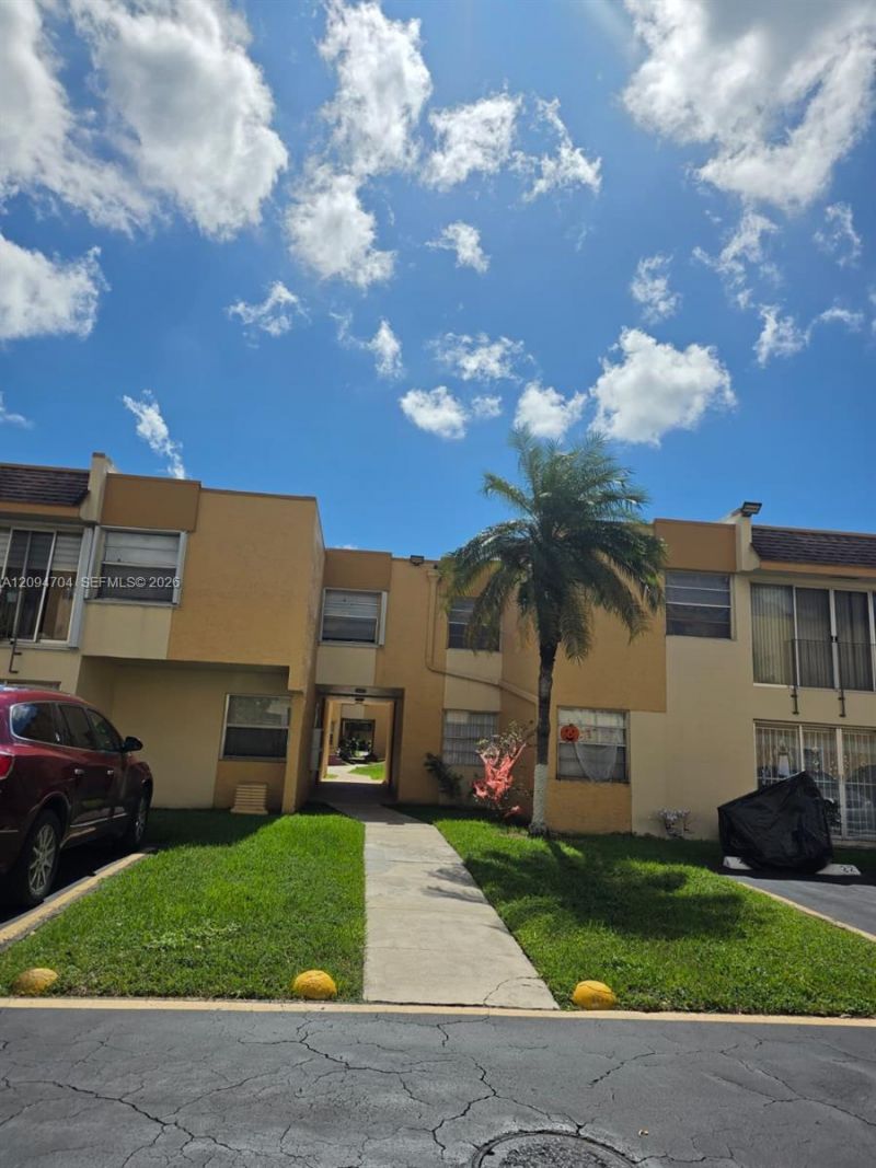 9300 W Flagler St, Unit 214C, Miami, FL 33174 Photo