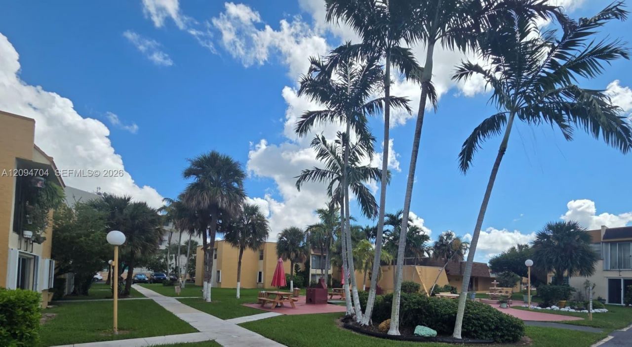 9300 W Flagler St, Unit 214C, Miami, FL 33174 Photo