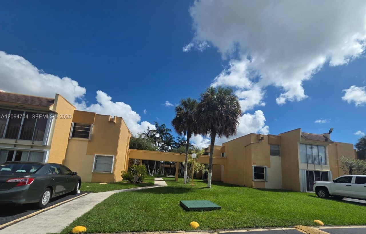 9300 W Flagler St, Unit 214C, Miami, FL 33174 Photo