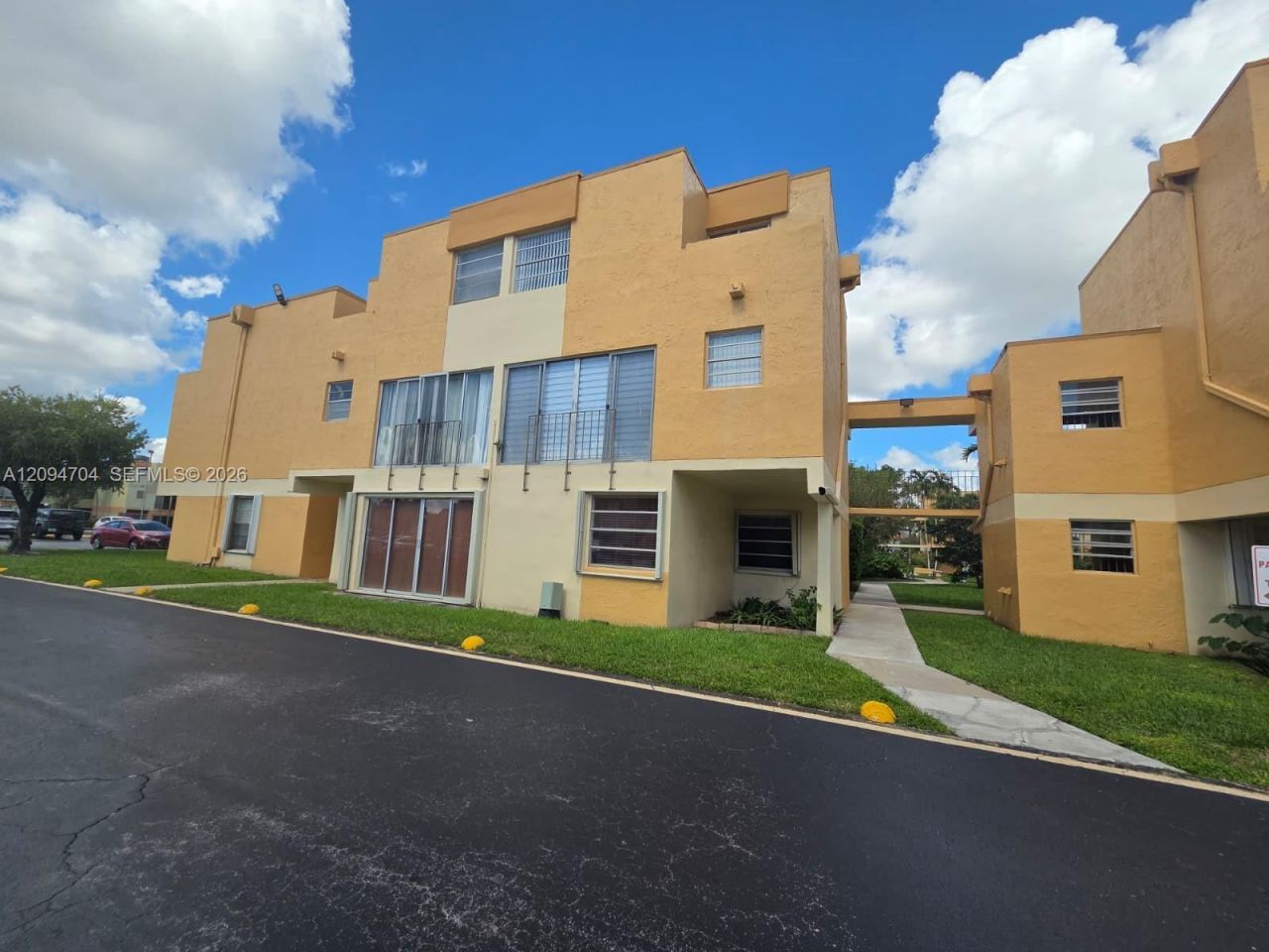9300 W Flagler St, Unit 214C, Miami, FL 33174 Photo