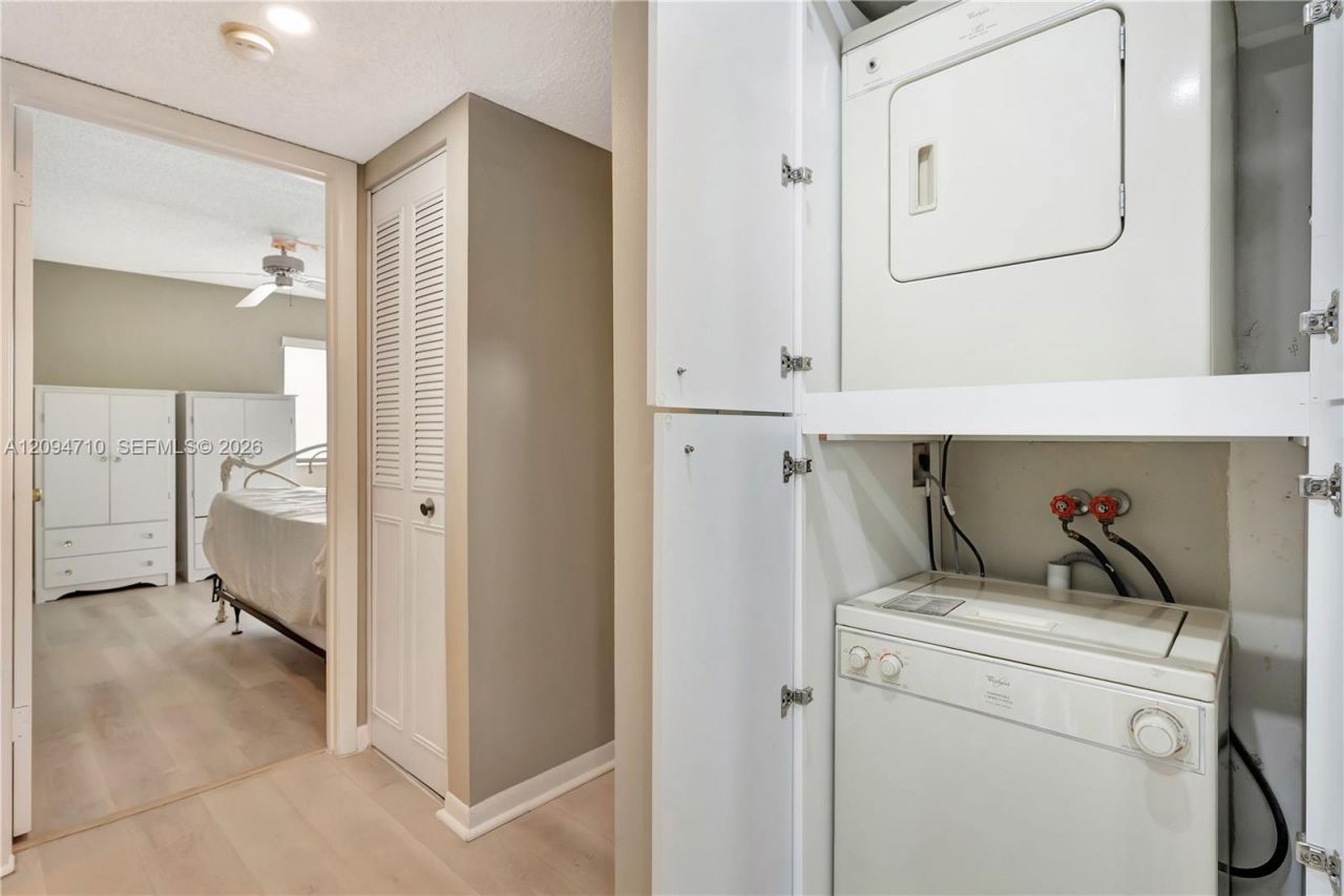 1605 S Us Highway 1 , Unit 201V5, Jupiter, FL 33477 Photo
