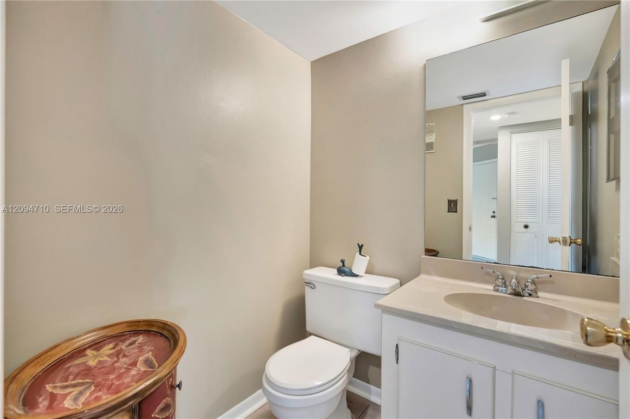 1605 S Us Highway 1 , Unit 201V5, Jupiter, FL 33477 Photo