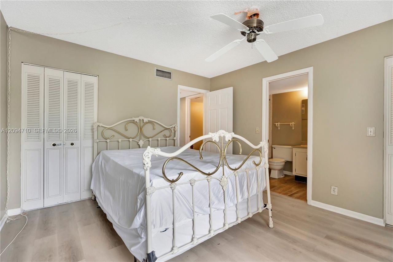1605 S Us Highway 1 , Unit 201V5, Jupiter, FL 33477 Photo