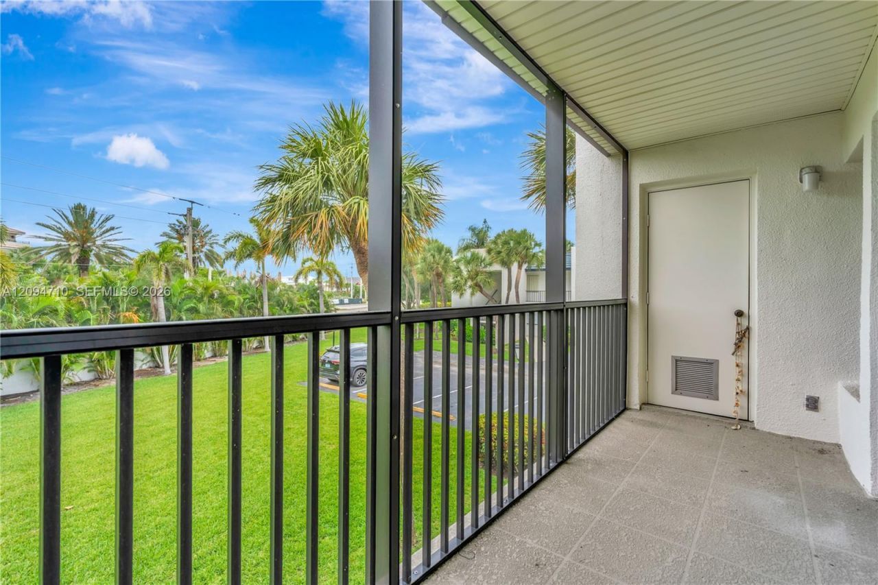 1605 S Us Highway 1 , Unit 201V5, Jupiter, FL 33477 Photo