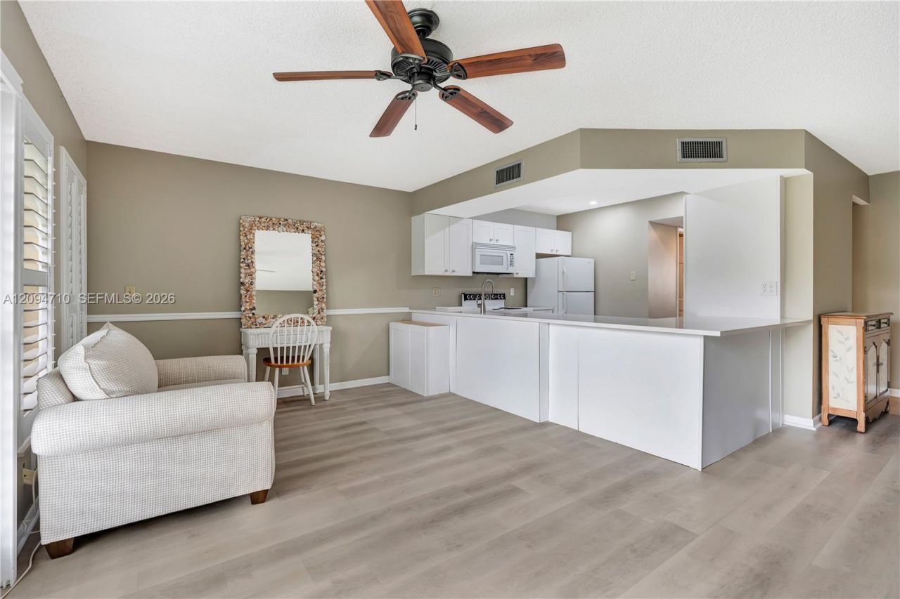 1605 S Us Highway 1 , Unit 201V5, Jupiter, FL 33477 Photo