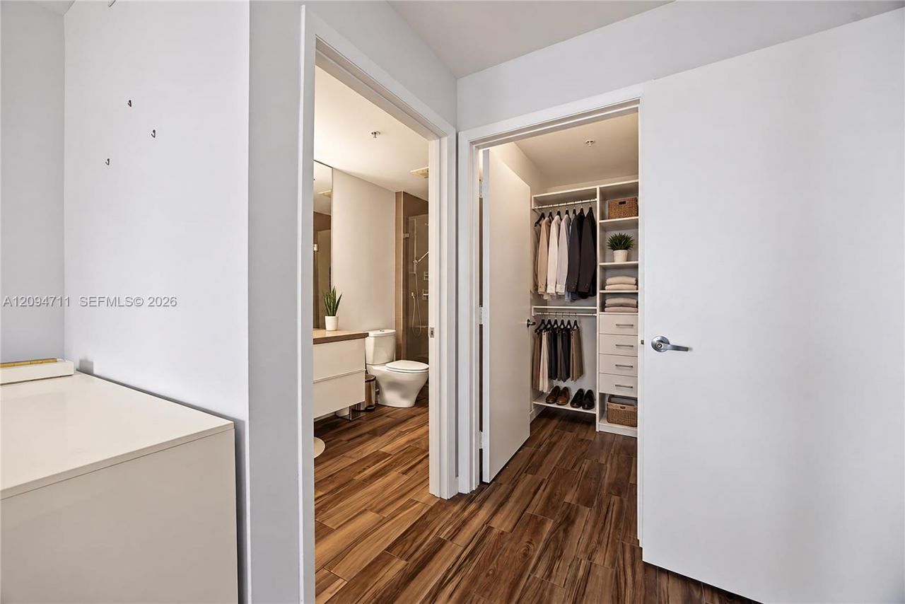 1900 N Bayshore Dr , Unit 3604, Miami, FL 33132 Photo