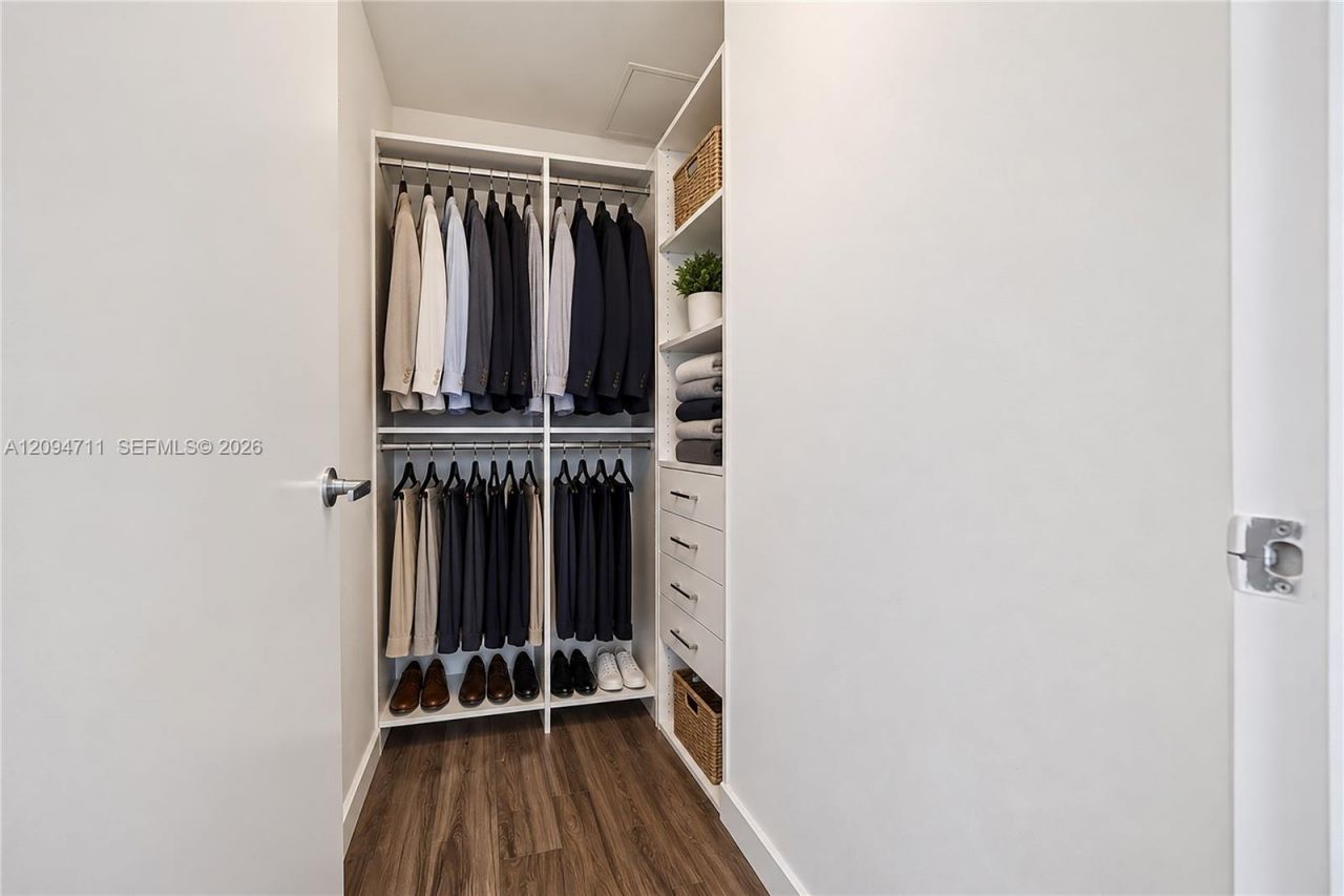 1900 N Bayshore Dr , Unit 3604, Miami, FL 33132 Photo