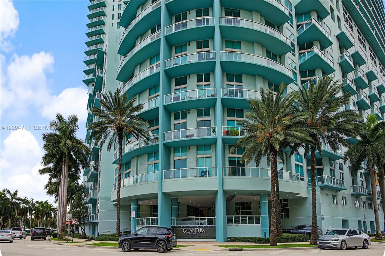 1900 N Bayshore Dr , Unit 3604, Miami, FL 33132 Photo