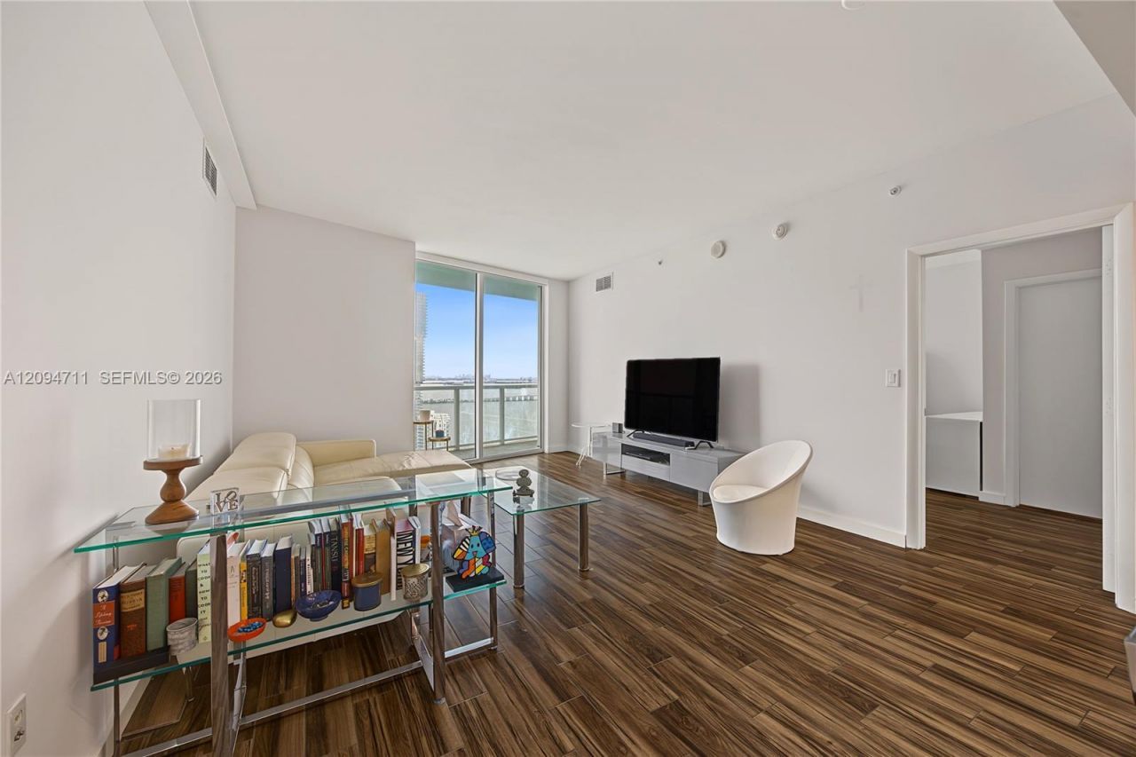 1900 N Bayshore Dr , Unit 3604, Miami, FL 33132 Photo