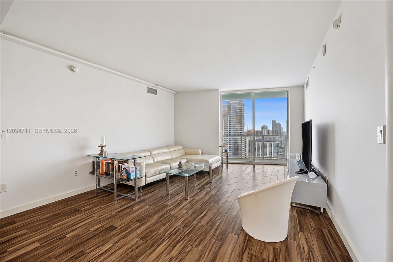 1900 N Bayshore Dr , Unit 3604, Miami, FL 33132 Photo