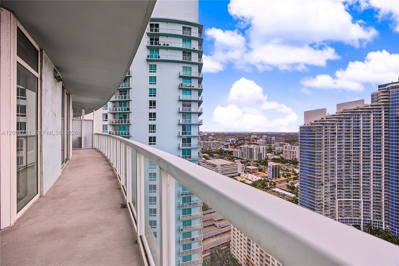1900 N Bayshore Dr , Unit 3604, Miami, FL 33132 Photo