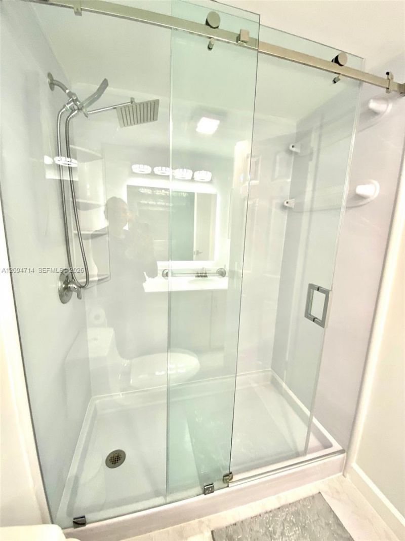 251 174th St , Unit 615, Sunny Isles Beach, FL 33160 Photo