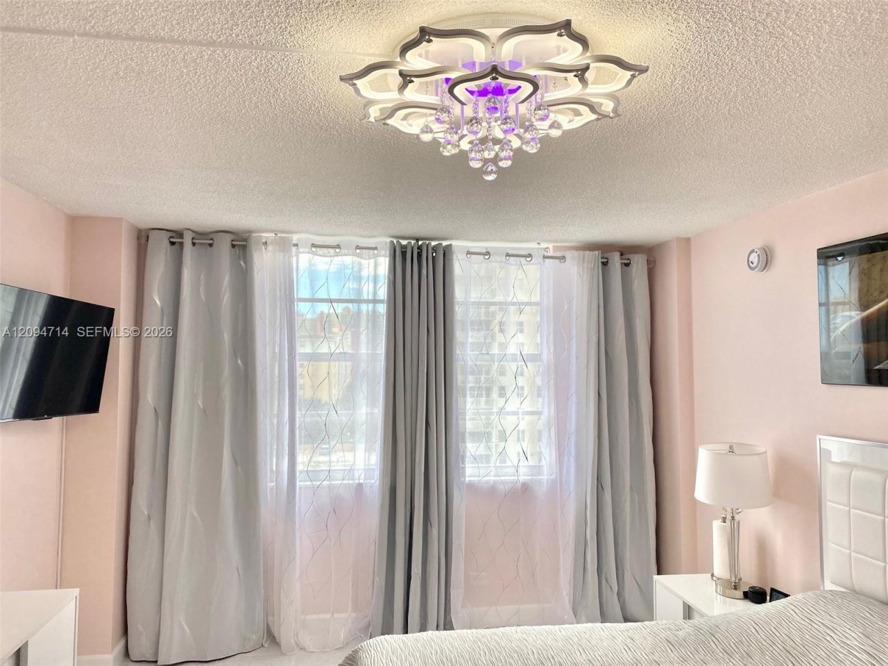 251 174th St , Unit 615, Sunny Isles Beach, FL 33160 Photo