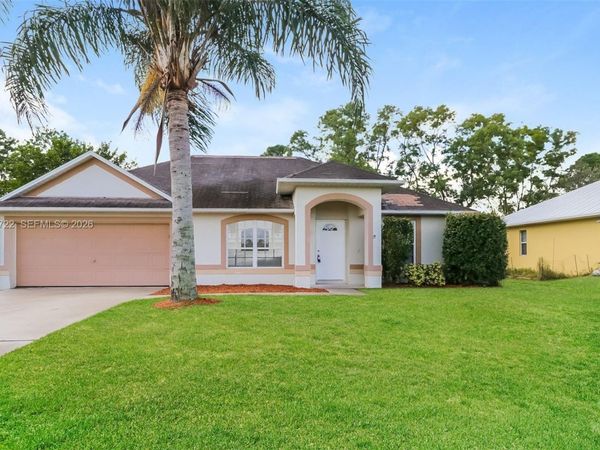 506 NW Ferris Dr , Port St. Lucie, FL 34983