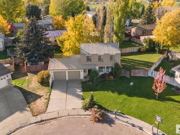 203 Hummingbird Place, SHELLEY, ID 83274