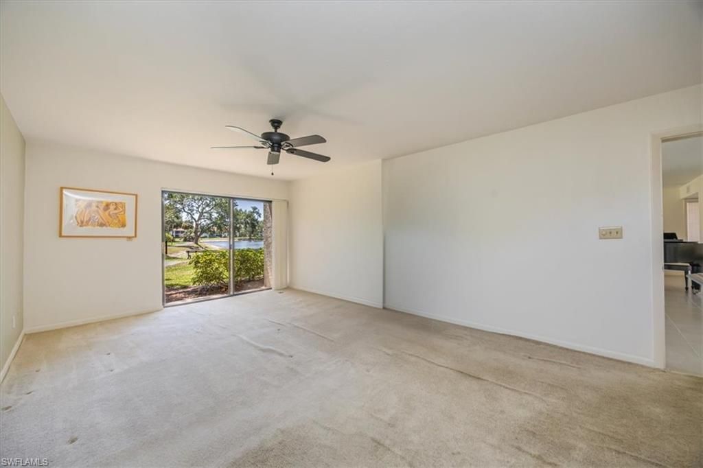 576 Retreat Dr, Unit 101, Naples, FL 34110 Photo