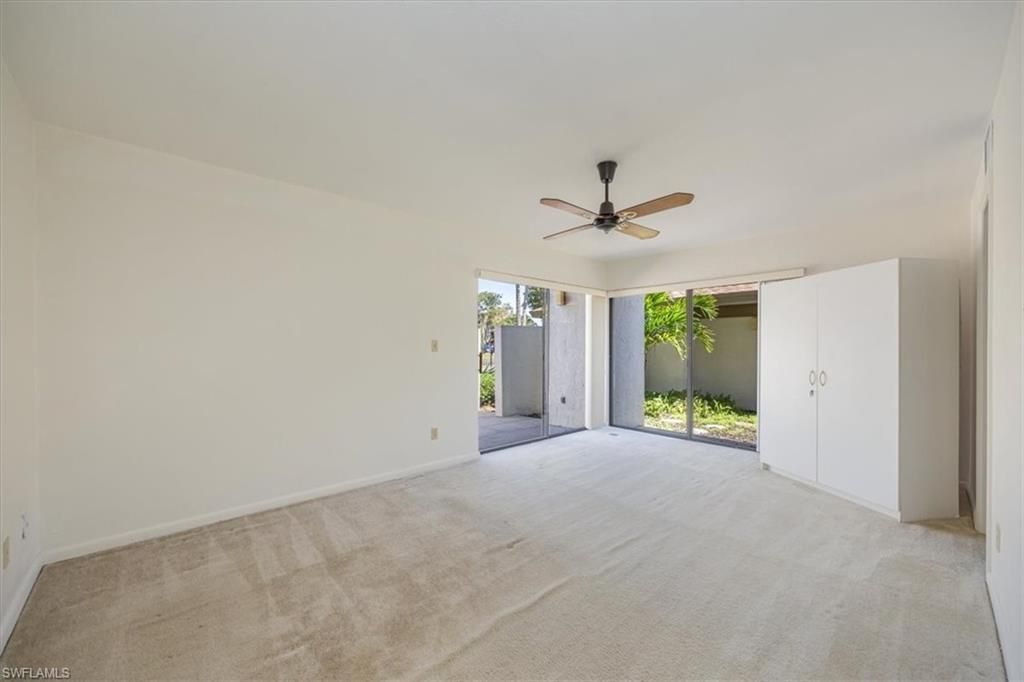 576 Retreat Dr, Unit 101, Naples, FL 34110 Photo